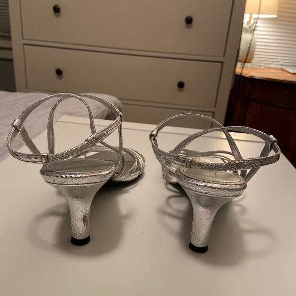 Shoes - Picture 2 of 3